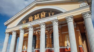 Школьники и студенты Карелии получат деньги на посещение музеев и театров - gubdaily.ru - Россия - республика Карелия