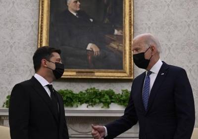 Владимир Зеленский - Дмитрий Песков - Джо Байден - Дружба против России. В Кремле отреагировали на встречу Джо Байдена с Владимиром Зеленским - kp.ua - Россия - США - Украина