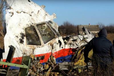 Следствие по «Боингу» потребовало у российских военных доказательств своей вины - mk.ru - Россия - Украина - Голландия - Малайзия - Курск