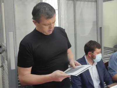Семен Семенченко - Евгений Шевченко - "Началось внутреннее кровотечение". Объявившему голодовку Семенченко стало плохо во время судебного заседания - gordonua.com - Россия - Украина - Донбасс