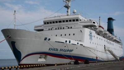 Сотни туристов несколько дней ожидают круиза на лайнере в Сочи - 5-tv.ru - Сочи - Краснодарский край - Севастополь - Сочи
