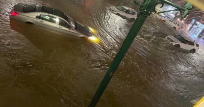 Наводнение в Нью-Йорке: погибли 9 человек, вода затапливает метро и дома (видео) - focus.ua - Украина - New York - Нью-Йорк - USA - Нью-Йорк - шт. Нью-Йорк