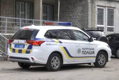 Весь Киев на ушах: пьяный неадекват изрезал и "обчистил" прохожего без причины - akcenty.com.ua - Украина - Киев