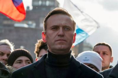 Навальный - В России угрожают Apple и Google из-за Навального - enovosty.com - Россия