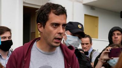 Роман Доброхотов - Роман Доброхотов обвинил российские власти в «уничтожении СМИ» - golos-ameriki.ru - Россия - Голландия