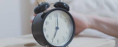 В Нижнем Тагиле 22-летнему учителю начальной школы, проспавшему линейку, грозит увольнение - runews24.ru