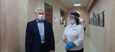Готовность №1: председатель облизбиркома побывал на избирательных участках - lipetskmedia.ru - Липецк