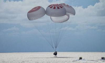 Корабль SpaceX с непрофессиональным экипажем успешно приводнился в Атлантике - capital.ua - США - Украина - Киев - шт.Флорида