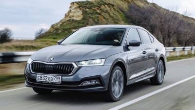 Новая ŠKODA OCTAVIA отметила свой 25-летний юбилей - usedcars.ru