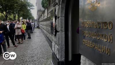 Выборы в Госдуму в Берлине: протест одних и надежды других - smartmoney.one - Россия - Берлин