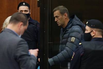 Алексей Навальный - Умерла заменившая Навальному условный срок на реальный судья - lenta.ru - Москва