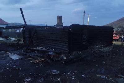 В Башкирии в сгоревшем доме обнаружено тело подростка - bash.news - Башкирия - район Учалинский