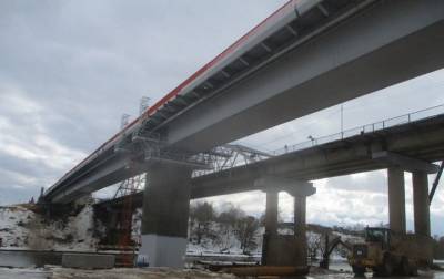 Ремонт моста через реку Вейна досрочно завершили в подмосковной Рузе - vm.ru - Московская обл. - Реконструкция - Московская область