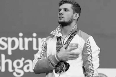 Тяжелоатлет-чемпион из Казахстана умер в возрасте 25 лет - lenta.ru - Казахстан - Петропавловск
