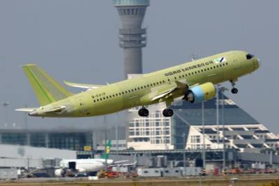 Китай приступает к финальной сборке первого самолета C919 для стартового заказчика - enovosty.com - Китай - Shanghai
