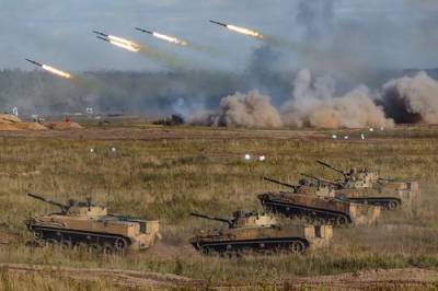 Завершились крупнейшие военные учения, которые в совокупности охватили зоны ответственности трёх военных округов РФ и Белоруссию - argumenti.ru - Россия - Белоруссия