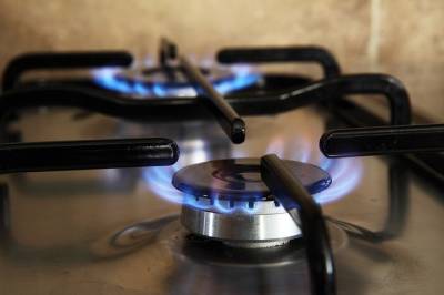 Сергей Правосудов - Эксперт назвал причины роста цен на газ в Европе - vm.ru