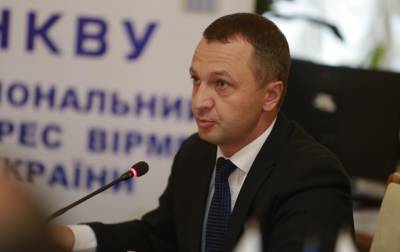 Тарас Креминь - Языковой омбудсмен требует санкций СНБО против ряда ТВ-каналов - korrespondent.net - Украина