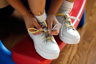 Стоит ли покупать брендовые кроссовки для ребенка? - vchaspik.ua - Украина