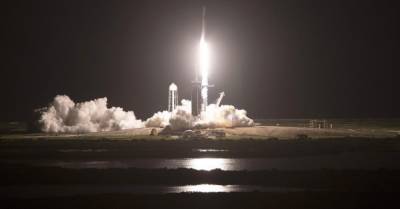 Илон Маск - SpaceX отправила в космос гражданский экипаж (ВИДЕО) - delo.ua - Украина