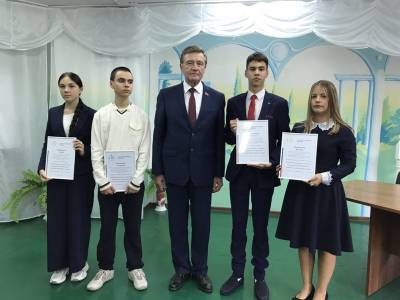 Алексей Кузнецов - В Ульяновске наградили победителей конкурса «Портрет твоего края» - ulpravda.ru - Россия - Ульяновск