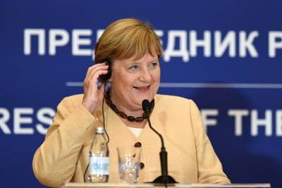 Ангела Меркель - Александр Вучич - Евросоюз призвали расширить - lenta.ru - Германия - Сербия - Белград - Косово