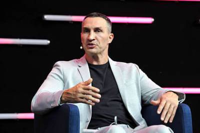 Виталий Кличко - Владимир Кличко - Владимир Кличко оценил работу своего брата на посту киевского мэра - lenta.ru - Украина - Киев