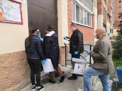 В Тюмени оппозиция заявила о манипуляциях со списками избирателей на участке - znak.com - Россия - Тюмень