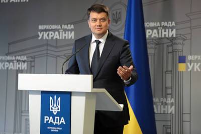 Дмитрий Разумков - Алексей Данилов - В Верховной Раде раскритиковали идею перевода украинского на латиницу - lenta.ru - Украина