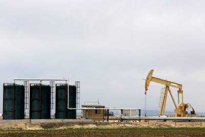 Доллар подскочил: ураганы в Мексиканском заливе не уберегли нефть от падения - eadaily.com - США
