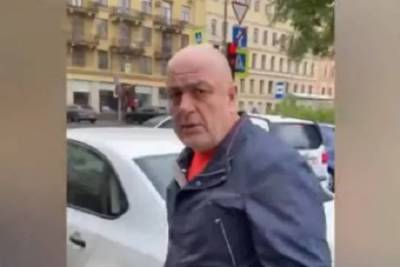 Водитель соцтакси в Петербурге напал на пенсионерку: итог – дело о хулиганстве и отказ города работать с «Такси блюз» - ukrpost.biz - Россия - Санкт-Петербург - район Северной