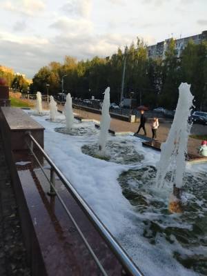 Пострадавший от «пенных вандалов» нижегородский фонтан очистят в ближайшее время - vgoroden.ru - р-н Советский - Благоустройство