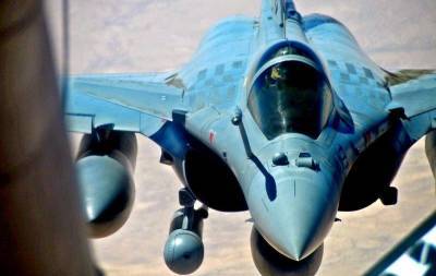 Эммануэль Макрон - Вслед за контрактом на подлодки Франции сорвали сделку по истребителям - topcor.ru - США - Вашингтон - Швейцария - Австралия - Франция - Париж - Берн