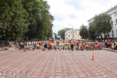 Улица Октябрьской революции в Смоленске активно преображается - mk-smolensk.ru - Смоленск - Смоленская обл.