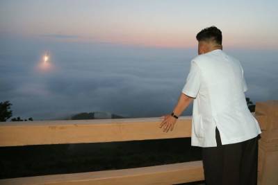 Есихидэ Суга - КНДР провела очередной ракетный запуск - tvc.ru - КНДР - Токио - Япония