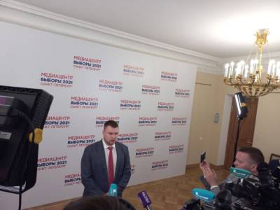 Юрий Кузьмин - Горизбирком Петербурга прокомментировал ночной инцидент с «вызывающим» кандидатом - abnews.ru - Санкт-Петербург