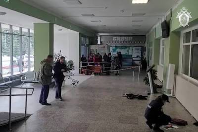 «Плакала и молилась»: мать пострадавшего при стрельбе в Перми рассказала о трагедии - infox.ru - Пермь