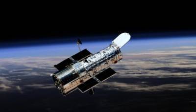 Телескоп Hubble показал яркое шаровое скопление в созвездии Змееносец (фото) - hubs.ua - Украина