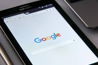 Дмитрий Песков - Песков не стал комментировать возможность ухода Google из России - mk.ru - Россия