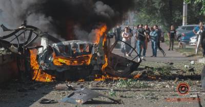 Богдан Хмельницкий - В Днепре при взрыве автомобиля погибли два человека (фото, видео) - focus.ua - Украина - Днепропетровская обл. - Днепр