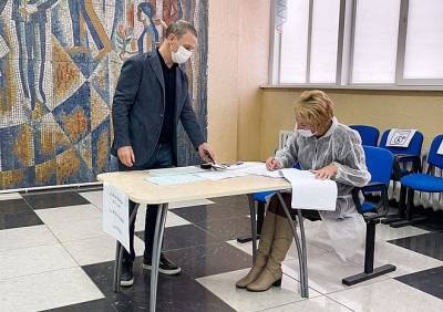 Аркадий Фомин - Председатель облдумы проголосовал на выборах в Государственную думу - ya62.ru - Россия - Рязань