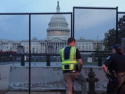Капитолий оградили забором из-за митинга 18 сентября - unn.com.ua - США - Украина - Киев