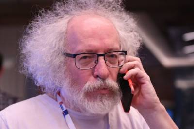 Алексей Венедиктов - Венедиктов: Второй день выборов прошел без отбраковки избирательных урн - aif.ru - Москва