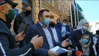 На Украине продлили режим ЧС и ввели принуждение к вакцинации - nakanune.ru - Украина