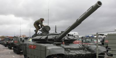 Россия усилит свое присутствие у границ Афганистана новейшими танками - ruposters.ru - Россия - Таджикистан - Афганистан