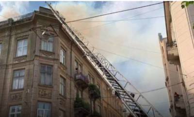 Во Львове горела старинная библиотека - lenta.ua - Украина - Львов - Испания