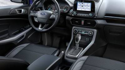 Ford - Автомобилистка протаранила дорожный знак и погибла в подмосковном Серпухове - inforeactor.ru - Москва - Московская обл.