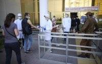 Две дозы COVID-вакцины получили 5 млн украинцев - vlasti.net - Украина