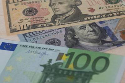 Курс евро к рублю обновил минимум за 13 месяцев - smartmoney.one - Россия