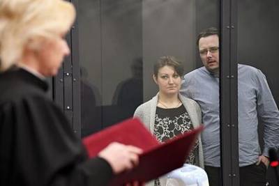 Антонина Зимина - Осужденная за свадьбу с гостем из ФСБ объявила голодовку в СИЗО - lenta.ru - Калининград